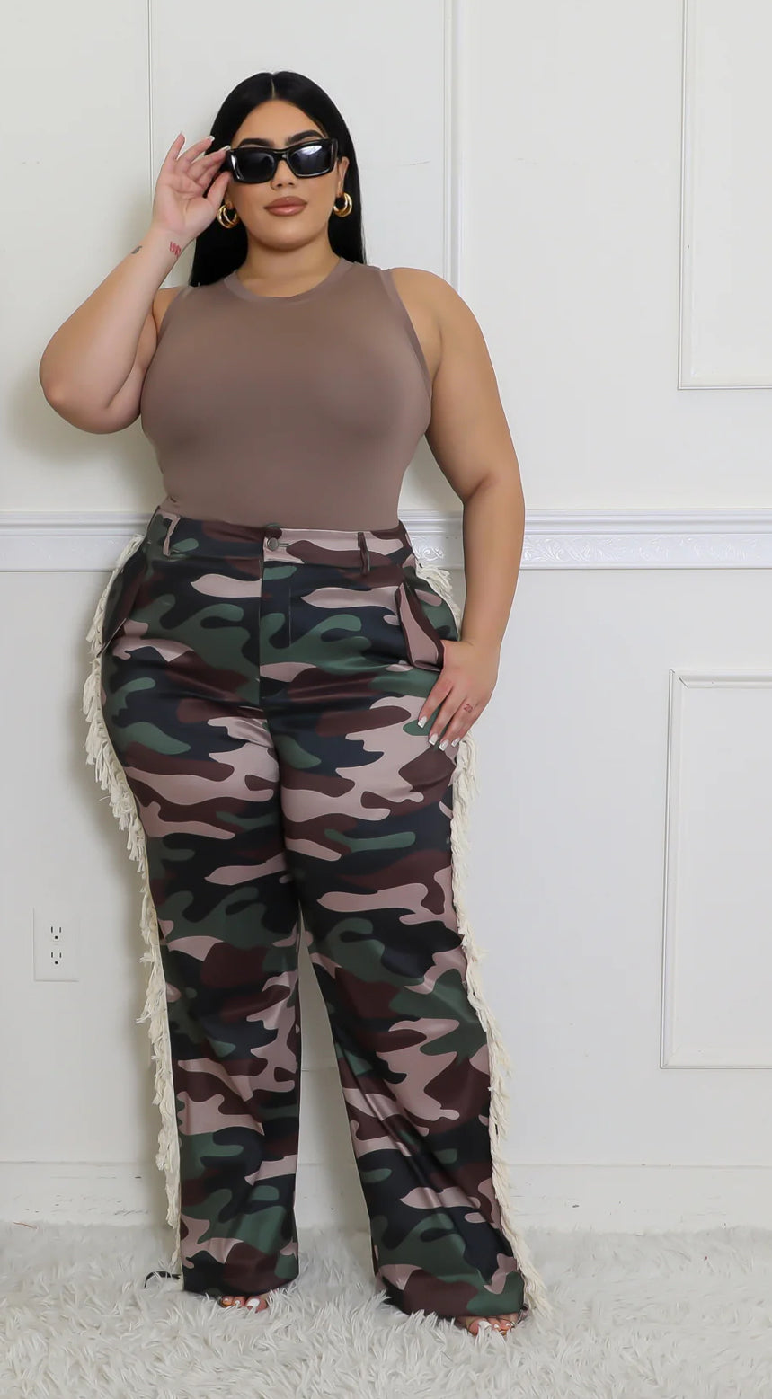 CAMO FRINGE PANTS (PLUS-SIZE)