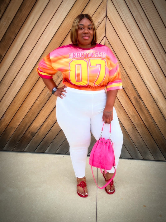 UNBOTHERED TOP (PLUS-SIZE)