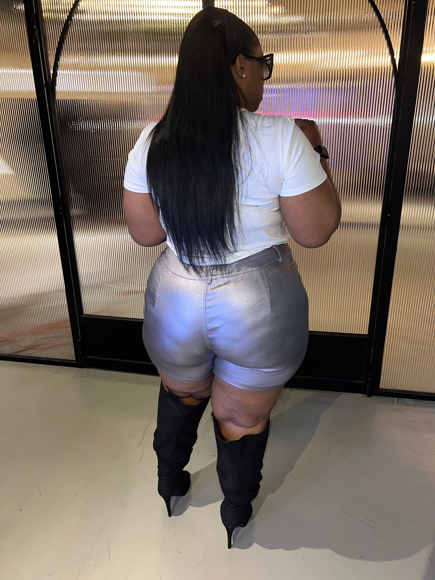 IT GIRL METALLIC SHORTS (PLUS-SIZE)