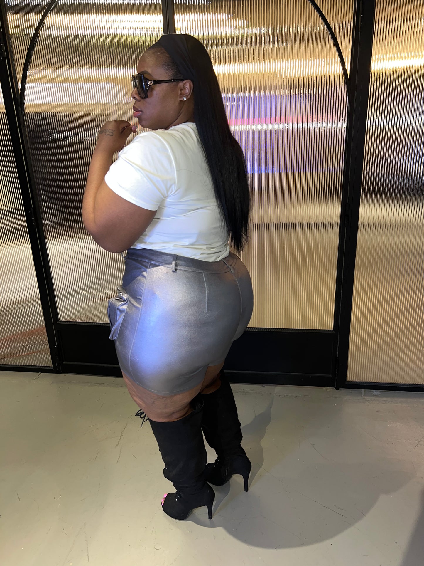 IT GIRL METALLIC SHORTS (PLUS-SIZE)