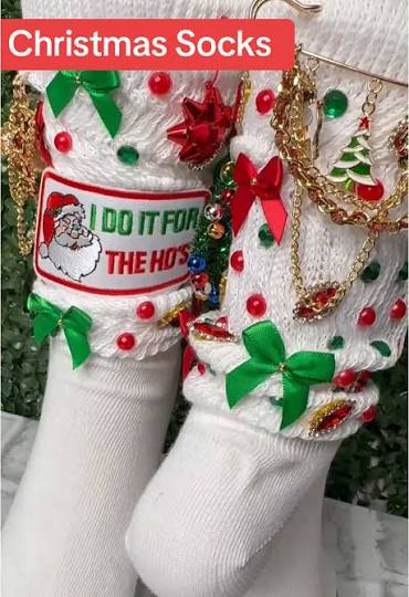 CHRISTMAS JUNK SOCKS