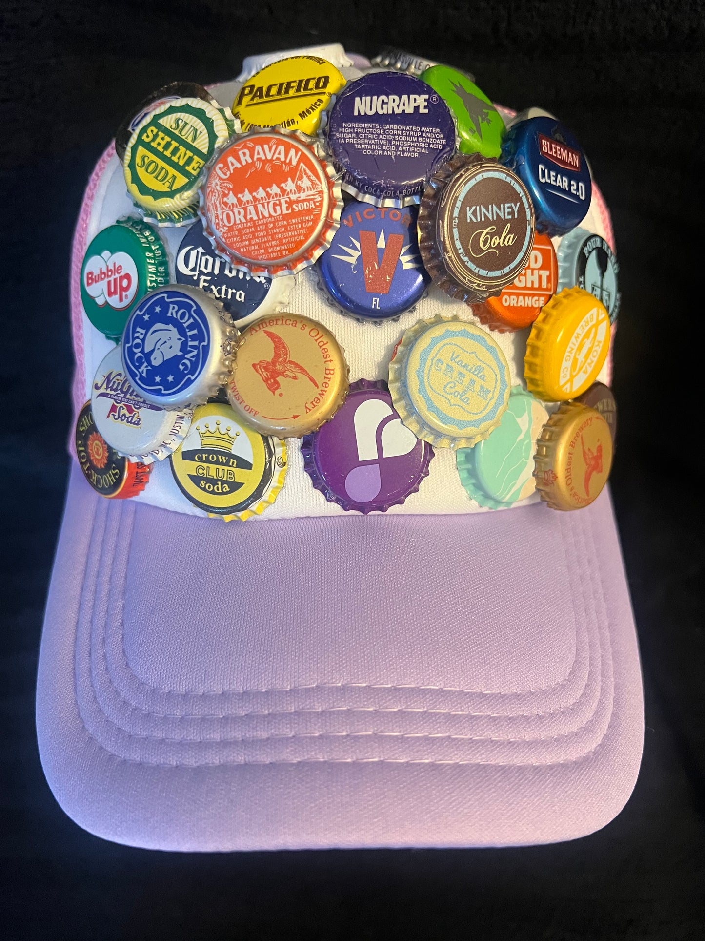 CAPPING TRUCKER HATS