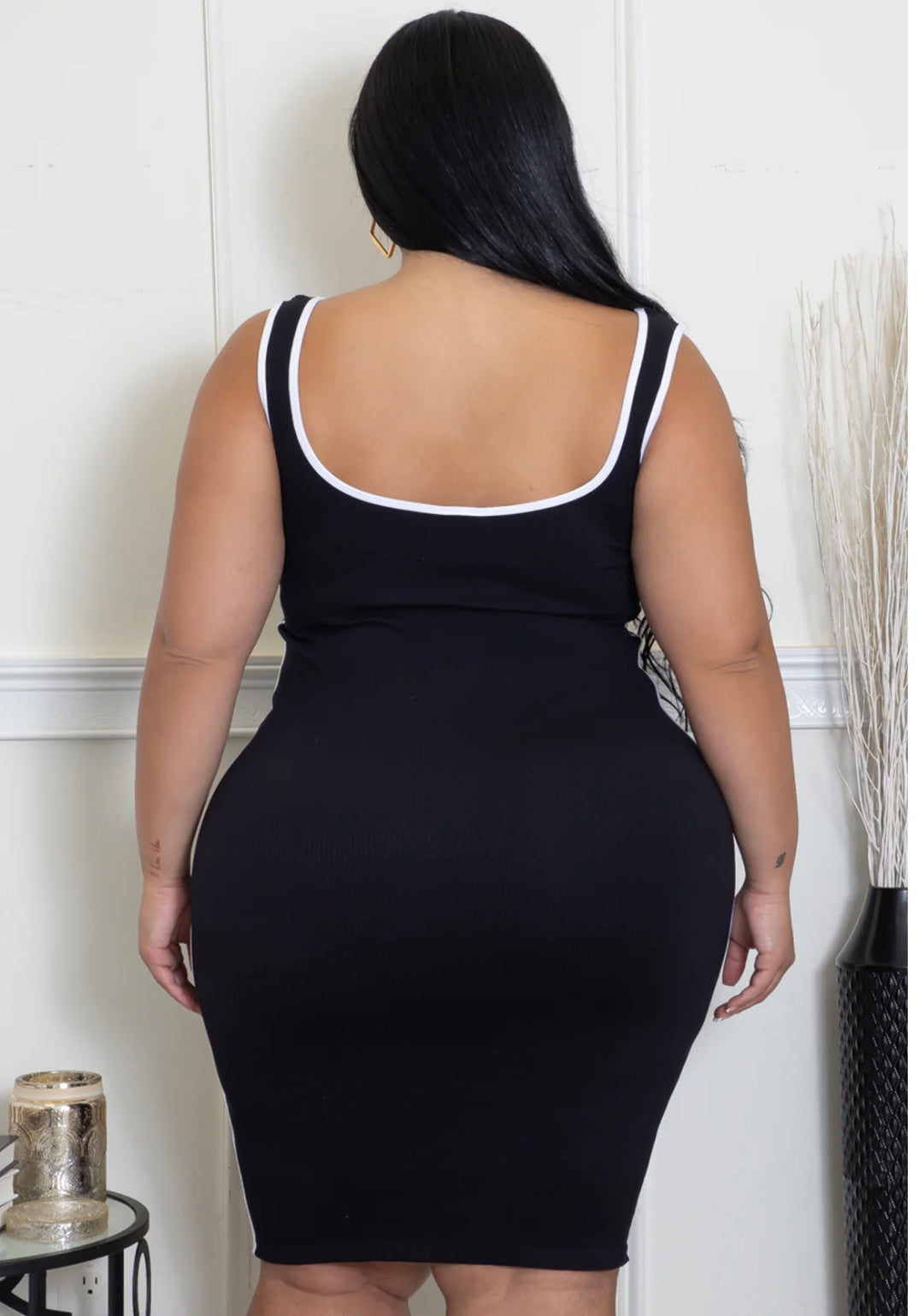 DRAW THE LINE (PLUS-SIZE)