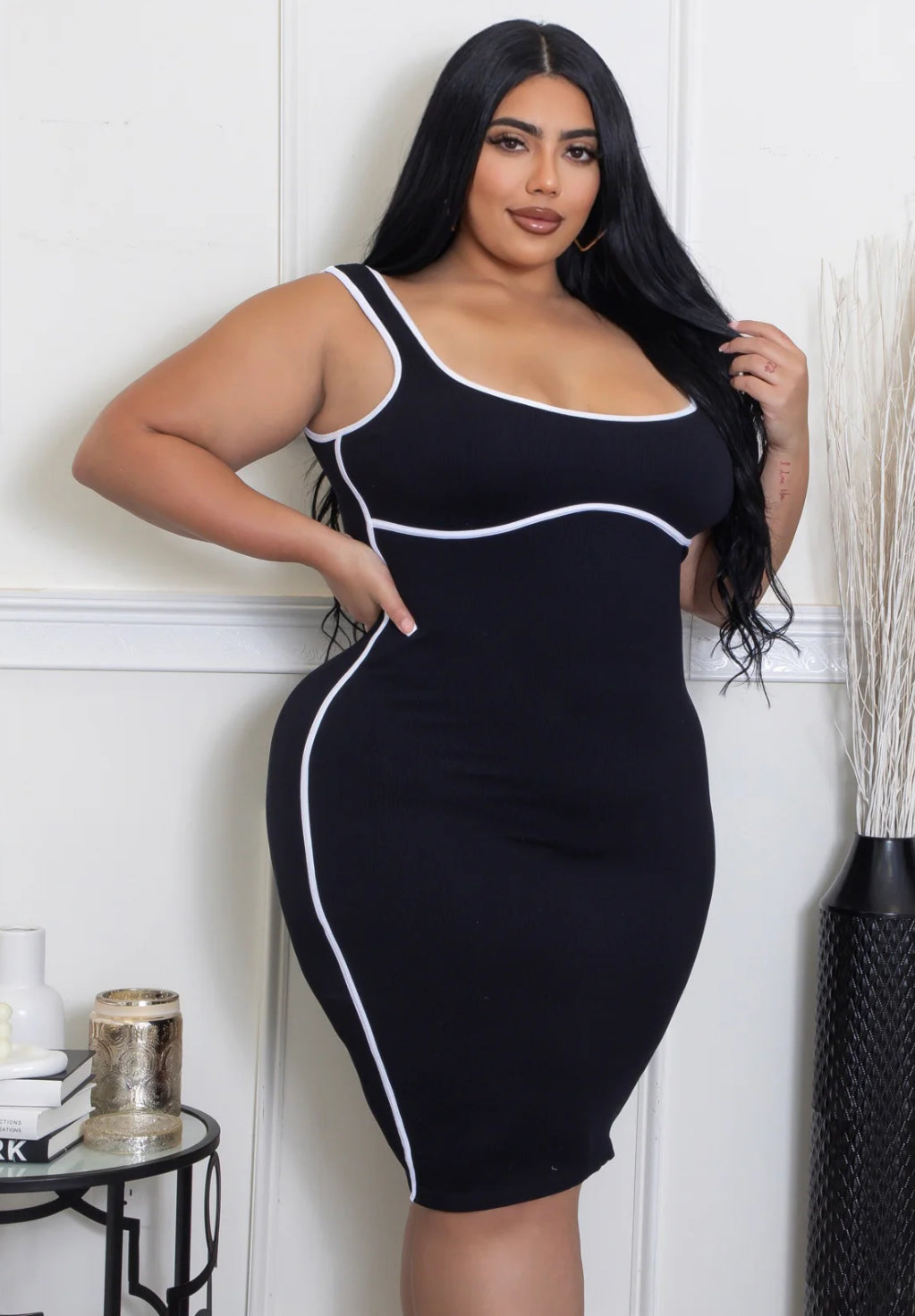 DRAW THE LINE (PLUS-SIZE)