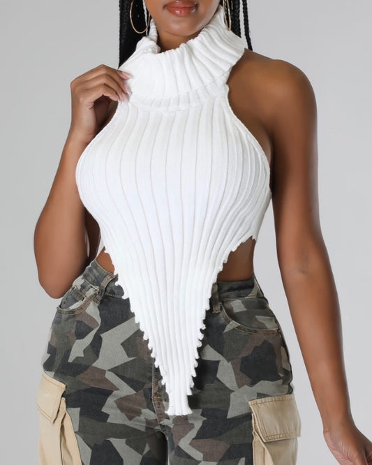 TURTLENECK BACKLESS TOP